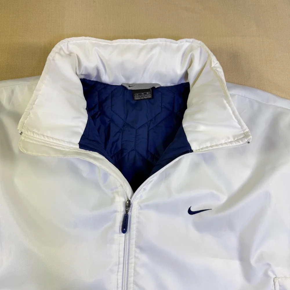 Nike 6.4.5.3. Mens XL White Insulated Full Zip Jacket Blue Quilted Lining Hooded